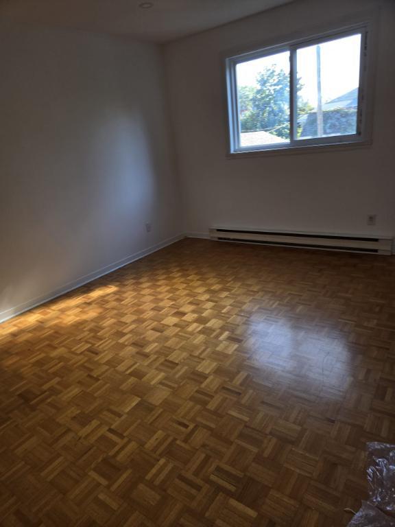 Appartement triplex 5 1/2 Longueuil | 3094124