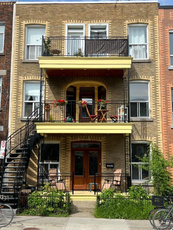 Grand 5 ½ rénové dans le Vieux-Rosemont - 2024$ - LIBRE AU 1ER NOVEMBRE | 3094138