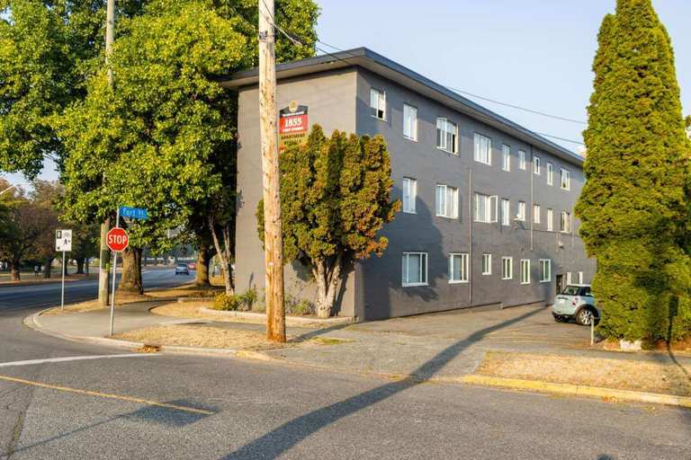 Island Manor Apartments | 1855 Fort Street, Victoria | 3094280