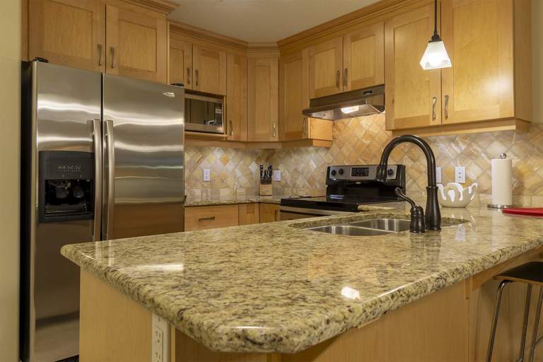 Meridian Suites | 10142 111 Street, Edmonton | 3094303