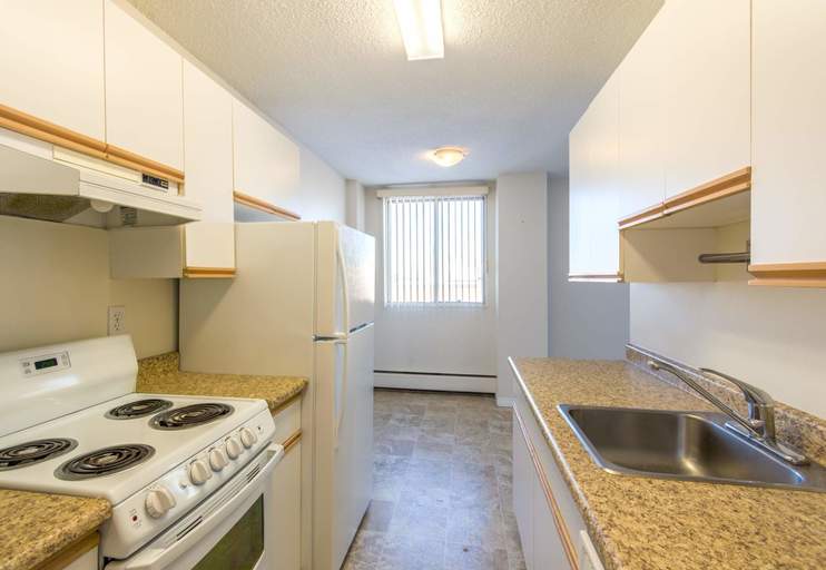 Central Court | 11212 102 Avenue, Edmonton | 3094304