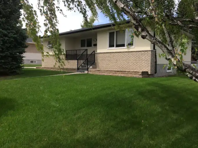 3+1 Bedroom Bungalow | 212 Spyhill Road Northwest, Calgary | 3120665