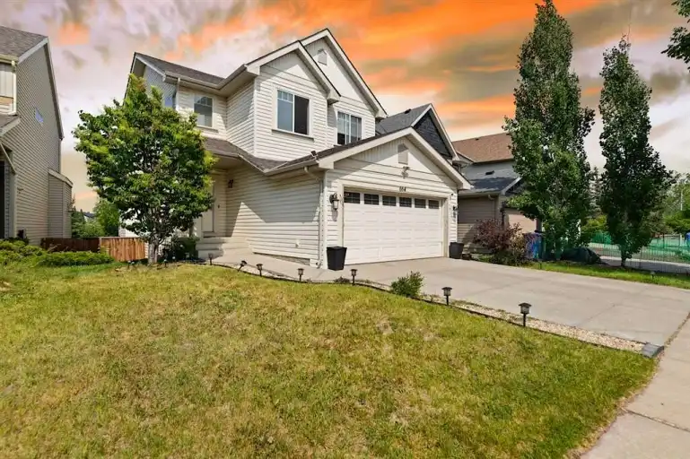 3 Bed Main Floor House in Copperfield | 664 Copperfield Boulevard Southeast, Calgary | 3123880