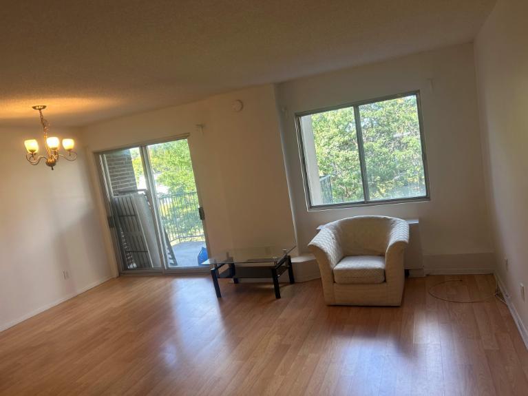 1 CH - 1 SDB - Côte Saint-Luc - $1,645 /mo | 3100046
