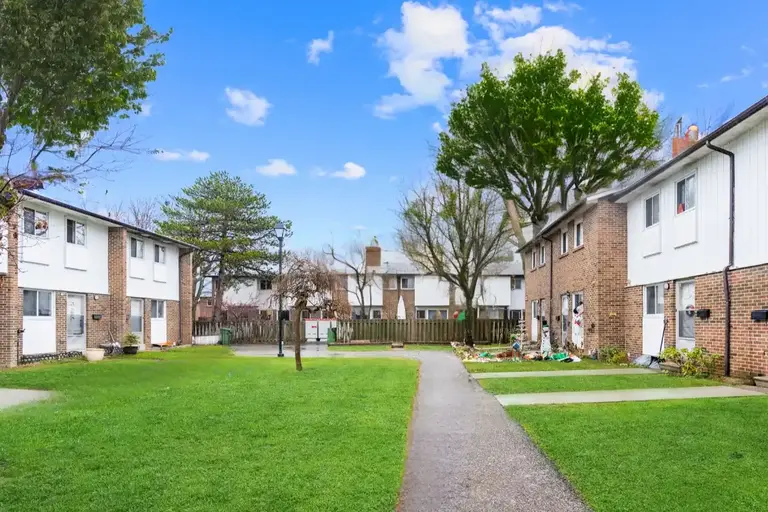 85 Henderson Avenue Townhomes | 85 Henderson Avenue, Thornhill | 3094742