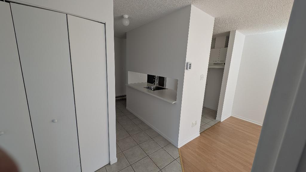 3 1/2 de qualité supérieure secteur haute Ville, libre immédiatement | 3095547