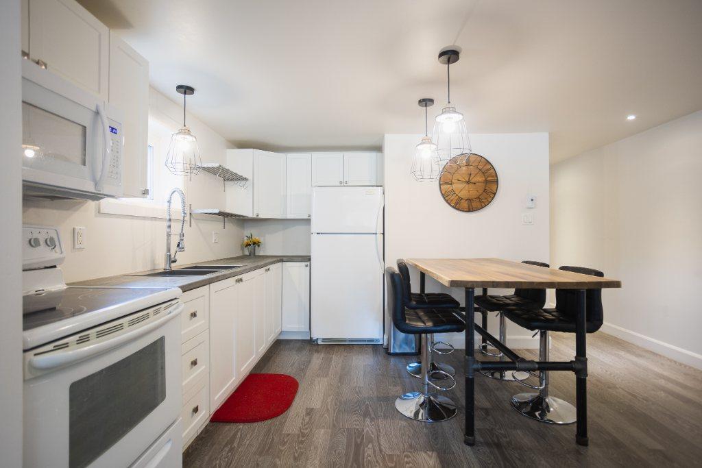 Beau grand 3 1/2 LUXUEUX avec walk-in disponible le 1er novembre 2025. | 3095568