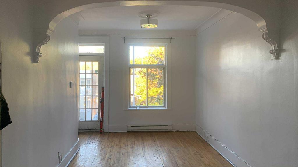 Logement 61/2 métro Cadillac | 3095943