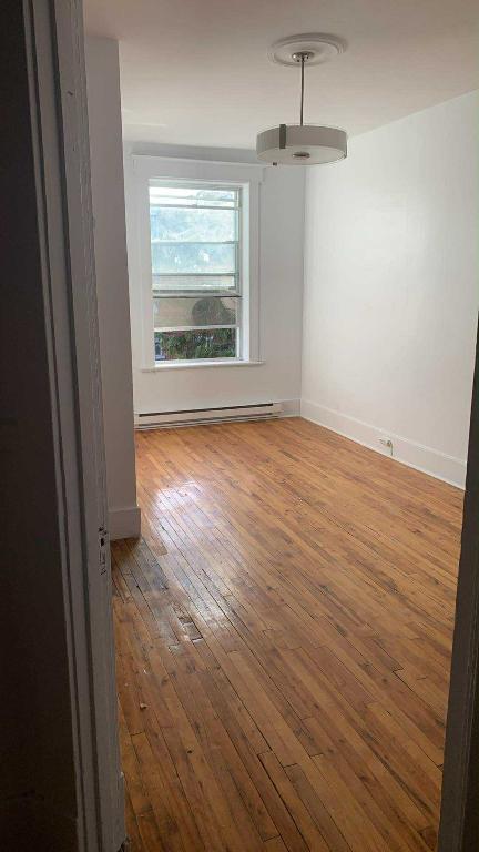 Logement 61/2 métro Cadillac | 3095943