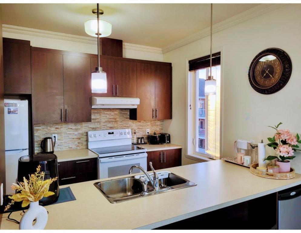 🏡 Magnifique condo 4 ½ - Chateauguay | 3095944