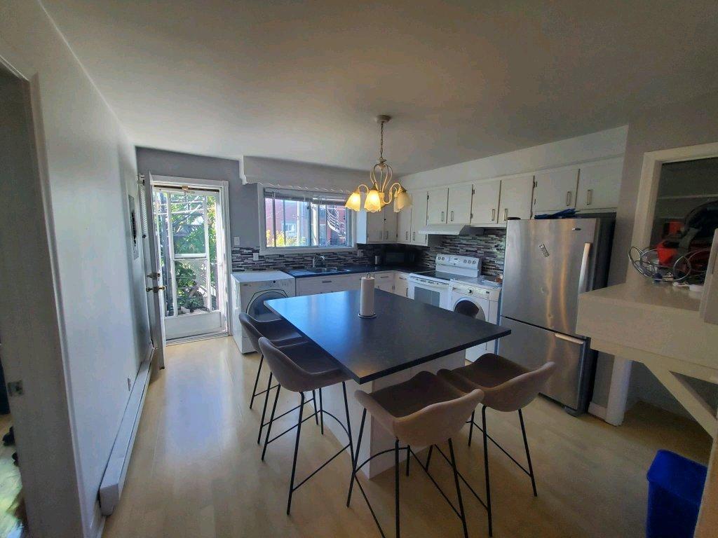 5 1/2 pour 1er décembre | 3095948