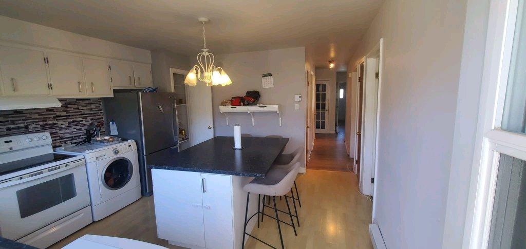 5 1/2 pour 1er décembre | 3095948