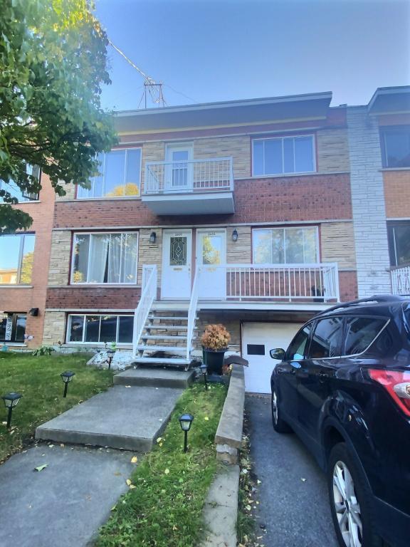 Mercier-Hochelaga beaux 5 1/2 avec électroménagers- 3 chambres à couchers 2e étage | 3095953