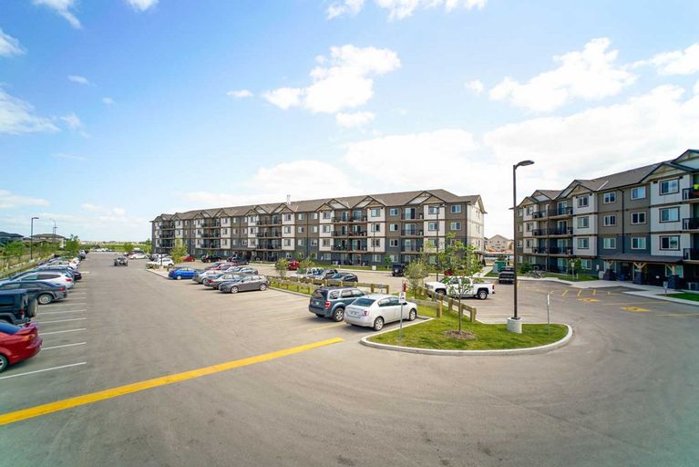 Bridgwater Heights | 225 North Town Rd, Winnipeg | 3096190