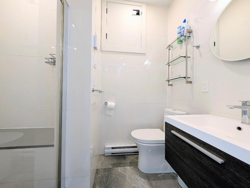 *Because You Deserve to Live in the Heart of St-Henri, Atwater Market* | 3096218