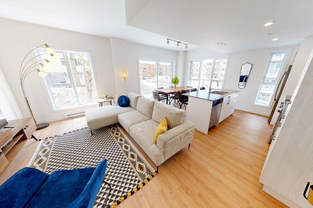 À LOUER + Gym + Club House + stationnements, 2 chambres Sainte-Foy Québec - appartement / logement | 3122730