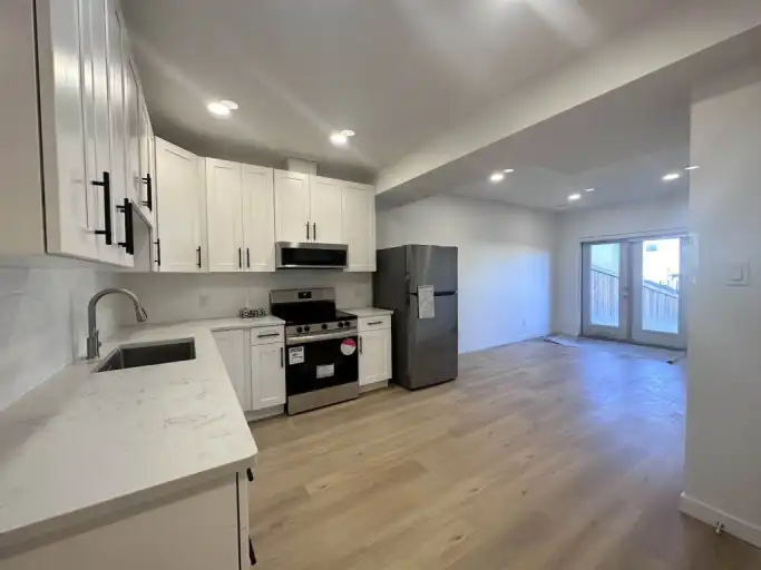 New Walk Out Basement legal suite in Kinglet Gardens! | 5341 Lark Landing NW, Edmonton | 3096399