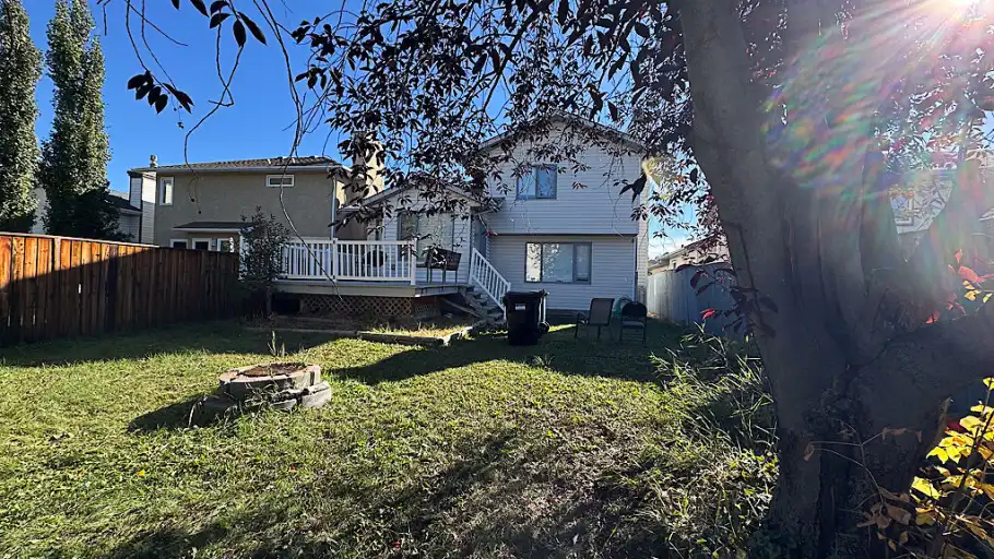 Spacious 3 Bedroom Detached Home Shawnessy | 439 Shawbrooke Circle Southwest, Calgary | 3096430
