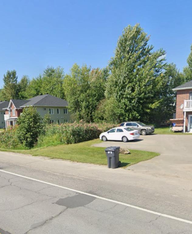 TERRAIN DISPONIBLE TRIPLEX--6PLEX | 3096472