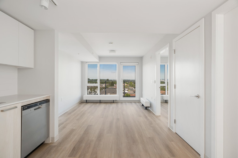 TWENTY-TWO TERRACE | 3838 rupert Street, Vancouver | 3122850