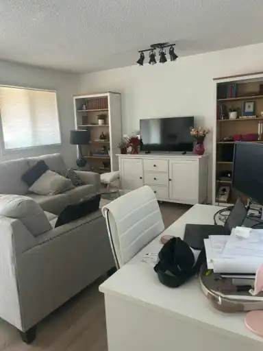 2-Bedroom Condo with Parking & Large Patio | 1059 5 Avenue Northwest, Calgary | 3152295