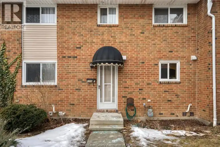 9358 ESPLANADE | 9358 ESPLANADE, Windsor | 3097077