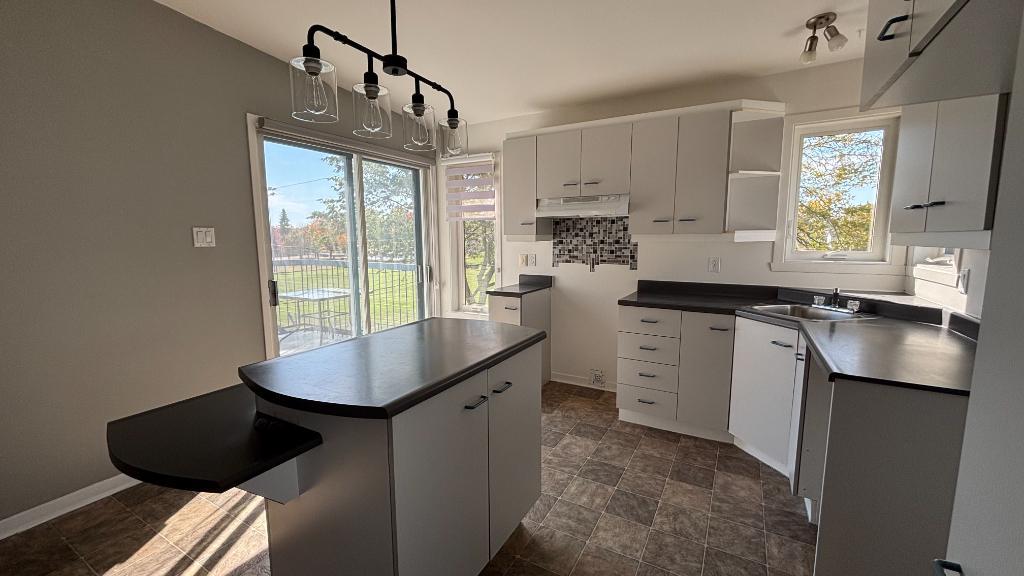 Logement à louer – 4 ½ – Sainte-Anne-des-Plaines | 3097542