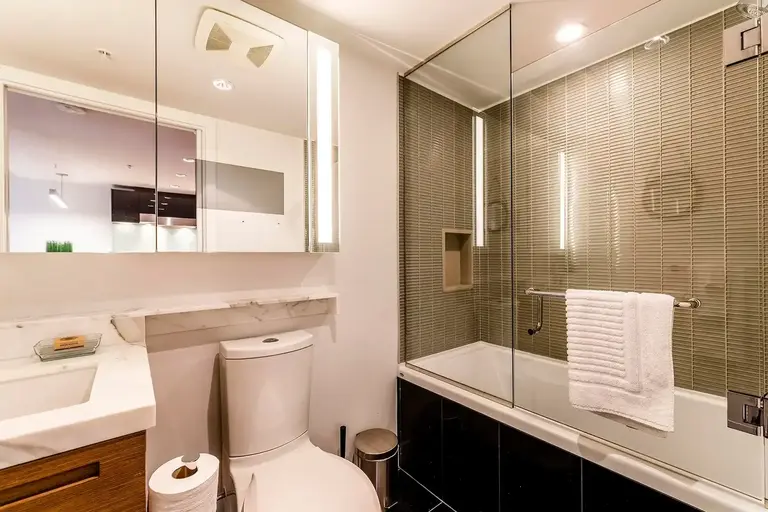 Telus Garden | 777 Richards Street, North Vancouver | 3140246