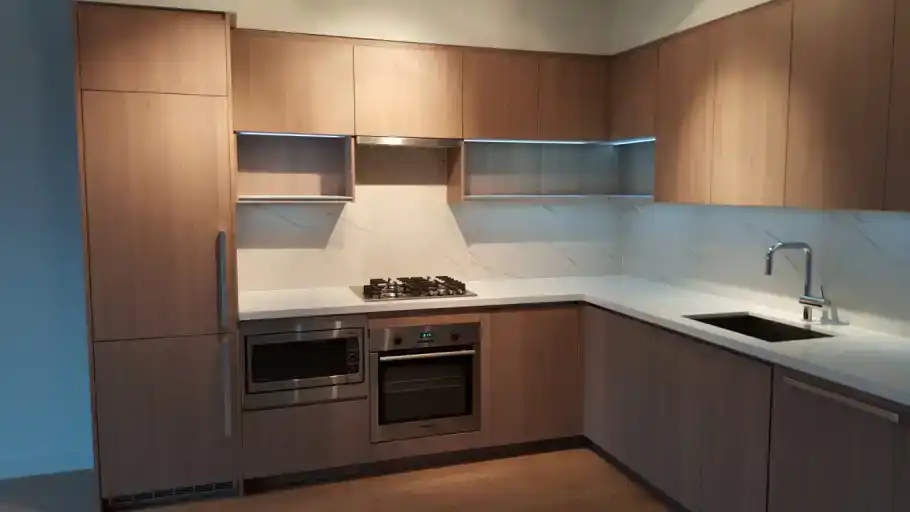 Luxury High Rise – Beautiful 1 Bedroom Condo at The Met (Metrotown) | 6588 Nelson Avenue, Burnaby | 3097792
