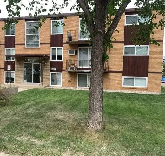 Chateau Laurier Apartments– 102 104th Street | 102 104 Street, Saskatoon | 3097888