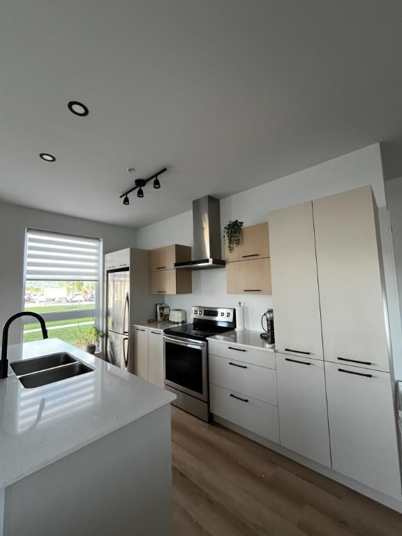 Grand 4-1/2 à louer à Beloeil avec beaucoup d'inclusions - PREMIER MOIS GRATUIT | 3097933