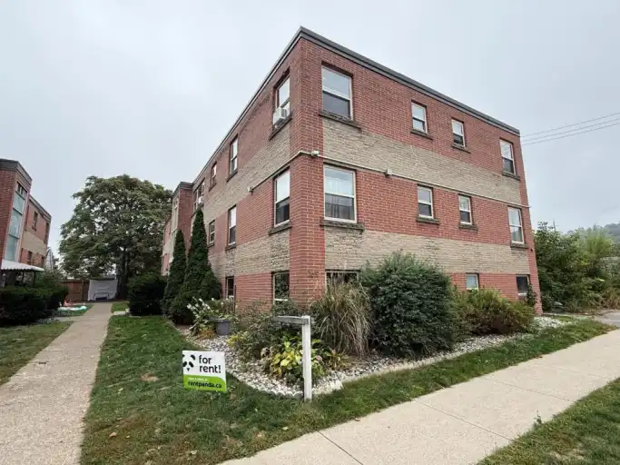 2- 169 Park Row South | 169 Park Row South, Hamilton | 3098066