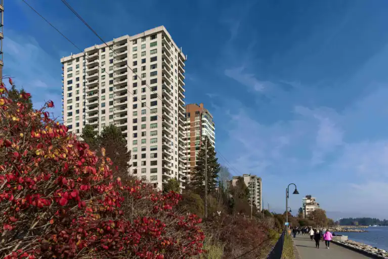 Shorewood Manor - West Vancouver | 2020 Bellevue Avenue, West Vancouver | 3098092