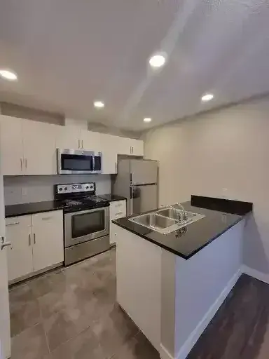 Beautiful 1 Bedroom Suite At Westgate! | 16315 96A Avenue Northwest, Edmonton | 3100329