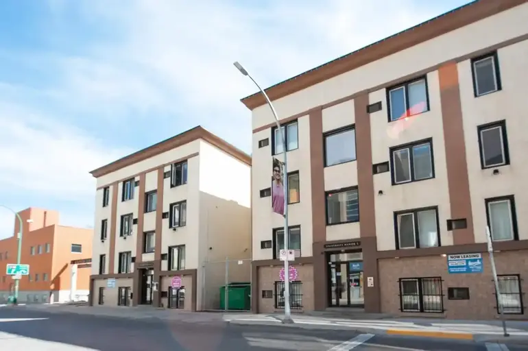 University Manor I & II | 391 Balmoral Street, Winnipeg | 3099993