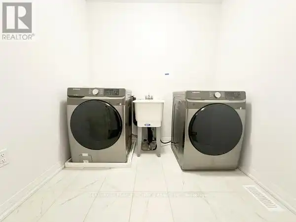 86 - 120 COURT DRIVE | 86 - 120 COURT DRIVE, Brant | 3098342