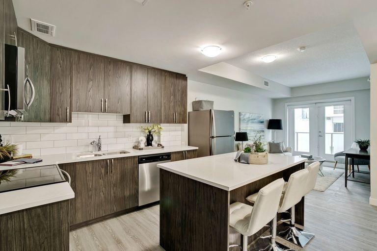 7711 Macleod Trail SW - Kingsland Junction | 7711 Macleod Trail SW, Calgary | 3124413