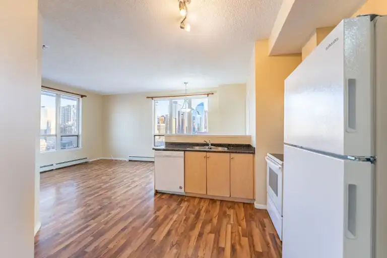 Downtown 2 Bed, 2 Bath Apartment – All Utilities & Secure Parking Included! | 1053 10 Street Southwest, Calgary | 3149096