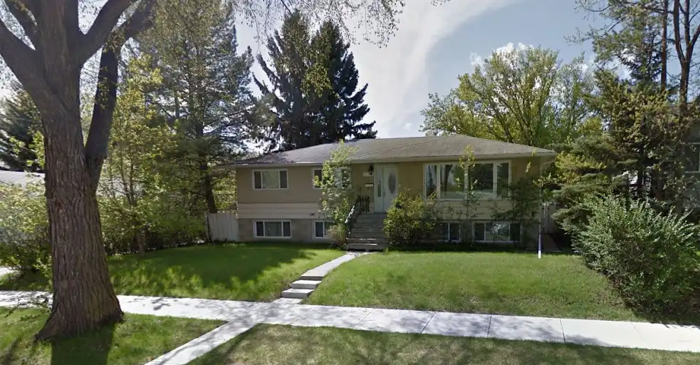 BRIGHT, CLEAN, WHOLE HOME w/ BASEMENT SUITE - $2800 | Edmonton | 3098426