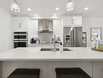 Spacious 3 Bedroom Condo - Close to Downtown | 1611 28 Avenue Southwest, Calgary | 3098452