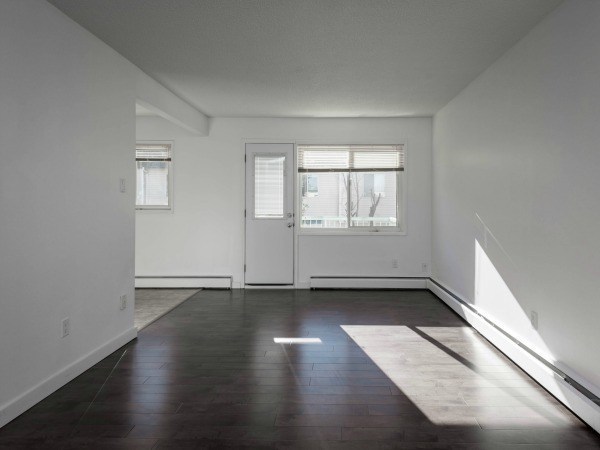 Katelyn House | 10210 114 St, Edmonton | 3098627