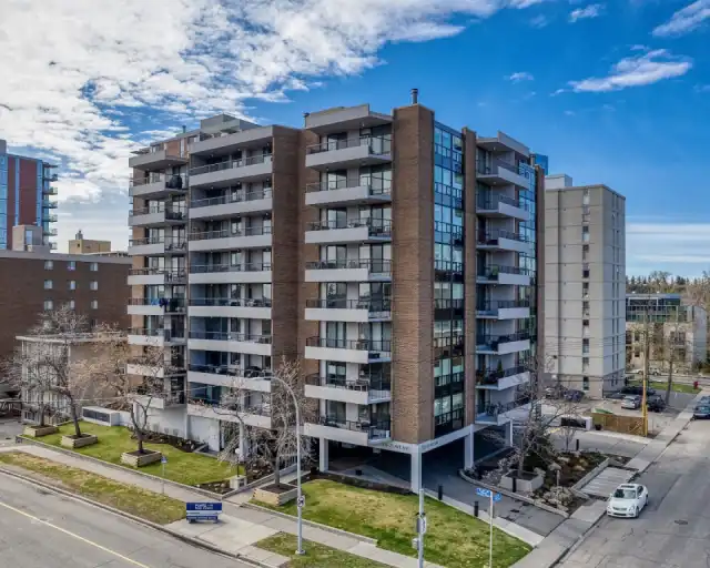 2 Bedroom Condo in Mission | 133 25 Ave SW, Calgary | 3156124