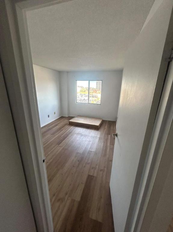 1 CH - 1 SDB - Côte Saint-Luc - $1,695 /mo | 3100043