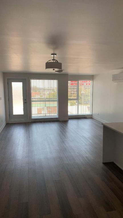 2 CH - 1 SDB - Montréal - $2,625 /mo | 3100075