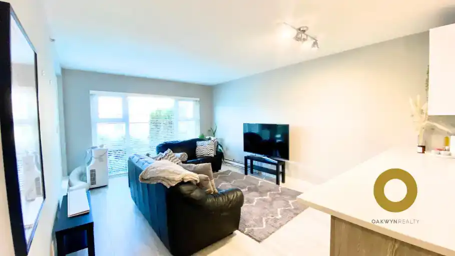 Furnished Charming 1 Bed 1 Bath in Fraserhood | 4868 Fraser Street, Vancouver | 3100268