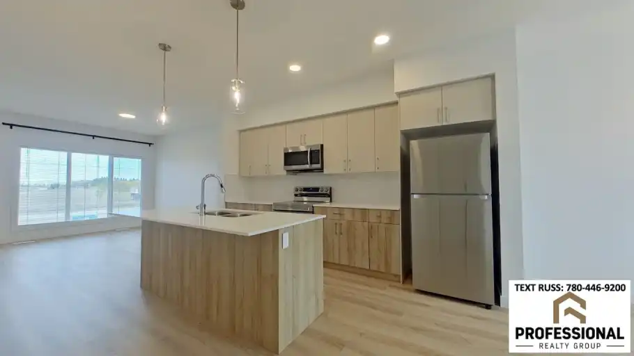 BRAND NEW, PET FRIENDLY 3 Bed & 2.5 Bath Main Suite in SE Edmonton | 1037 Aster Boulevard, Edmonton | 3100357