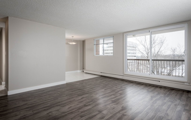 Oliver Tower | 12225 Stony Plain Road NW, Edmonton | 3100362