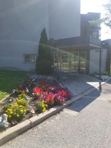 Bells Corners Bachelor Apartment Available for November 1st All Inclusive | 3800 Old Richmond Road, Ottawa | 3100554