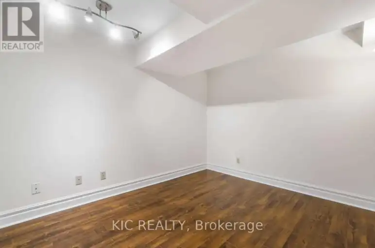 BASEMENT - 912 TEGAL PLACE | BASEMENT - 912 TEGAL PLACE, Newmarket | 3100556