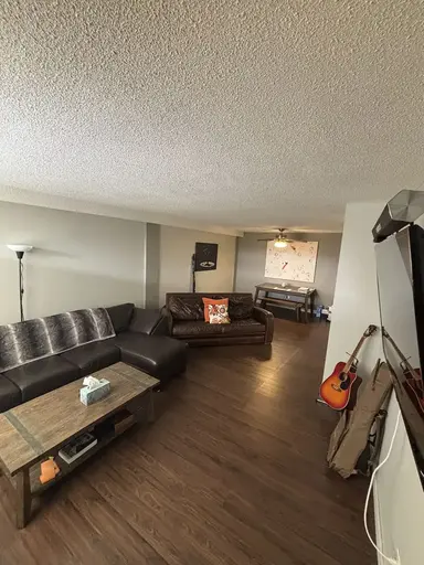 3 bedroom 2 Bath Condo. Ground floor,Walkout Patio. All Utilities included. | 156 - 1620 8 Ave NW, Calgary | 3100655
